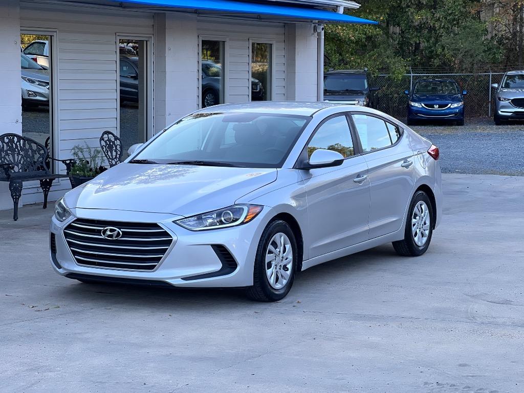 2018 Hyundai Elantra SE