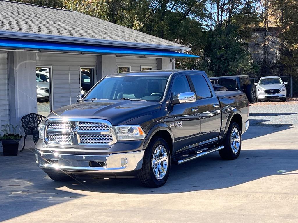 2017 RAM Ram 1500 Pickup Laramie